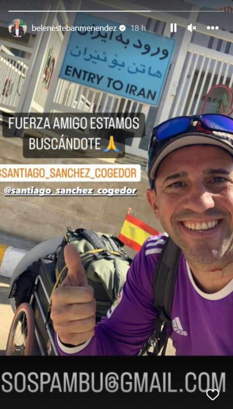 Belén Esteban ha difundido una imagen de Santiago Pérez durante su viaje.