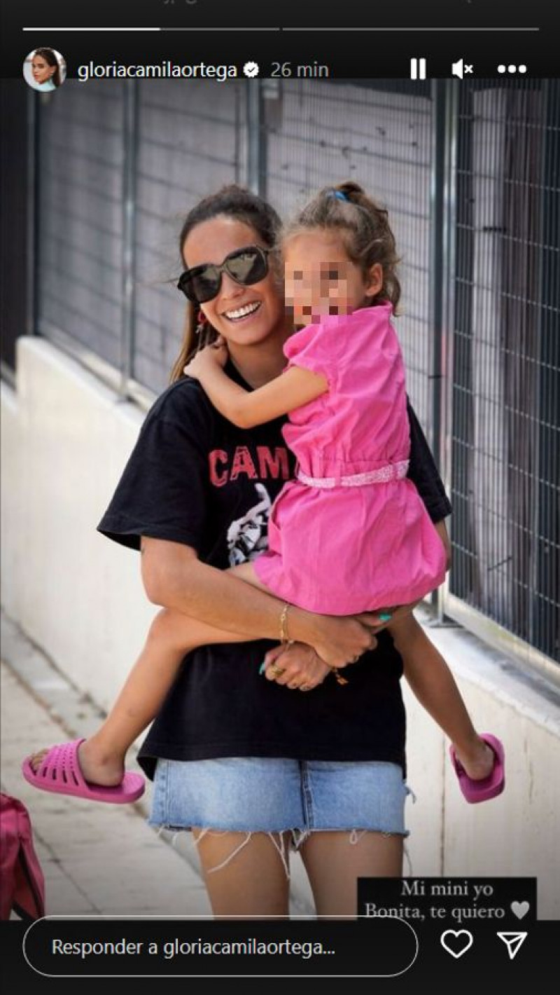 Gloria Camila junto a su sobrina, María del Rocío (@gloriacamilaortega)