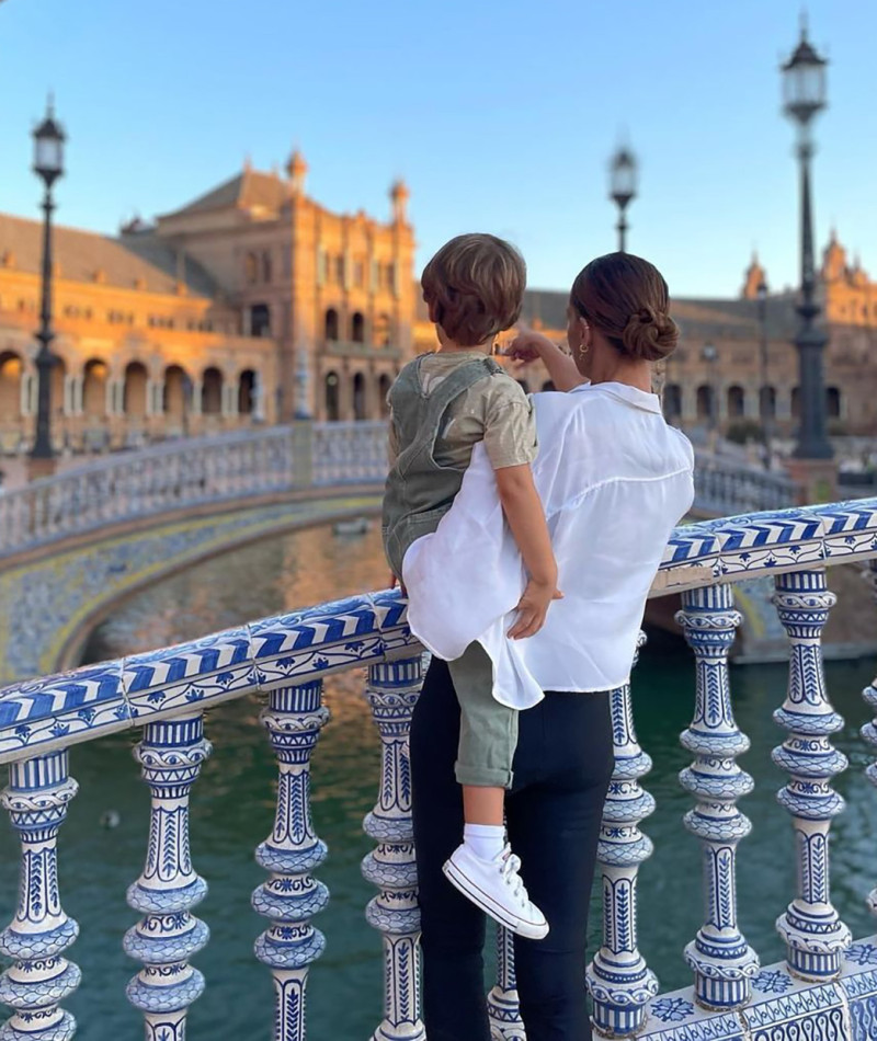 Eva González con su hijo