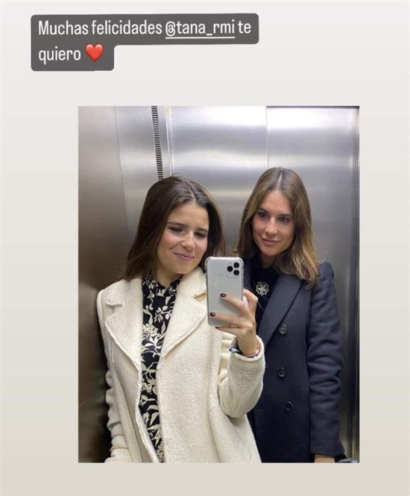 Lourdes felicita a Tana en su cumpleaños con una foto de las dos.