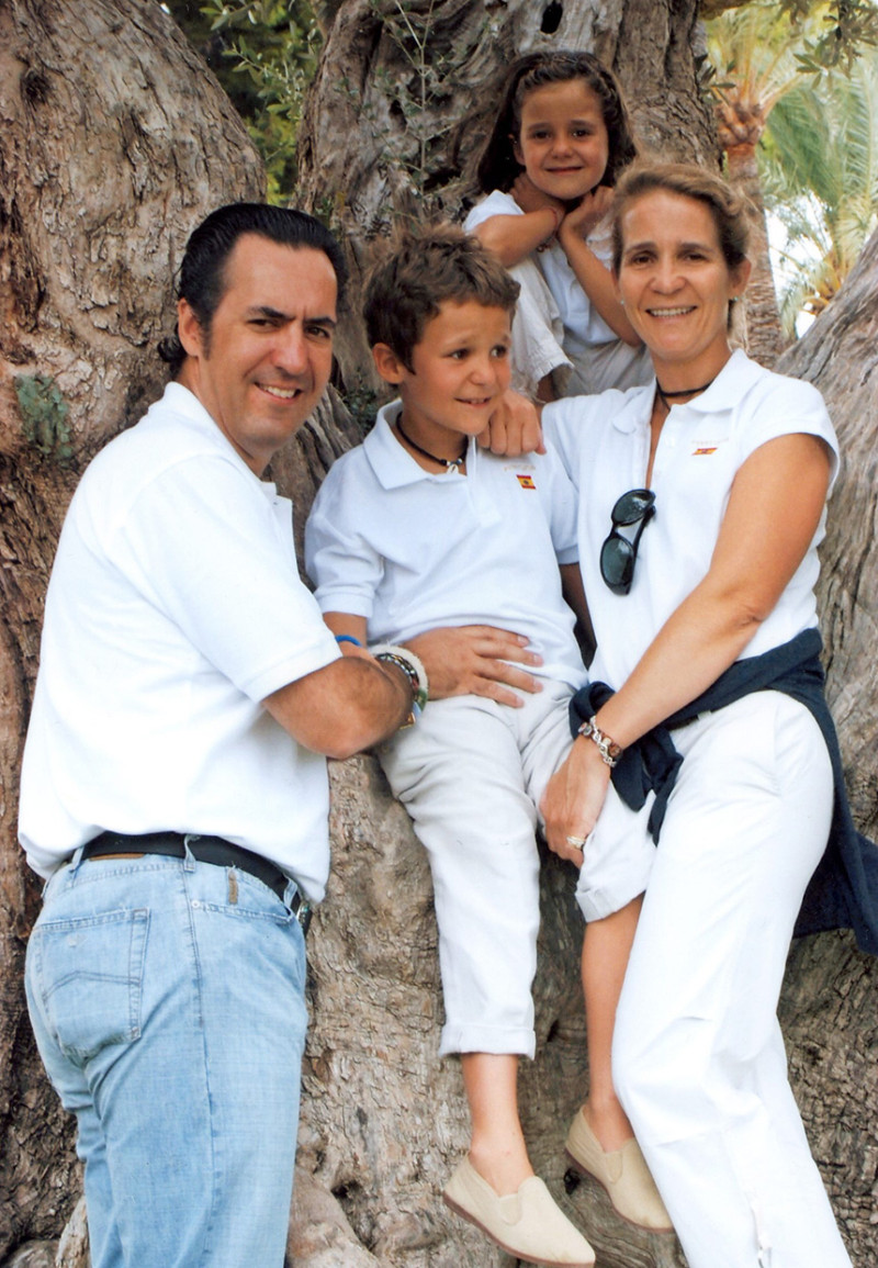 Jaime de Marichalar con la infanta Elena y sus hijos Froilán y Victoria Federica.