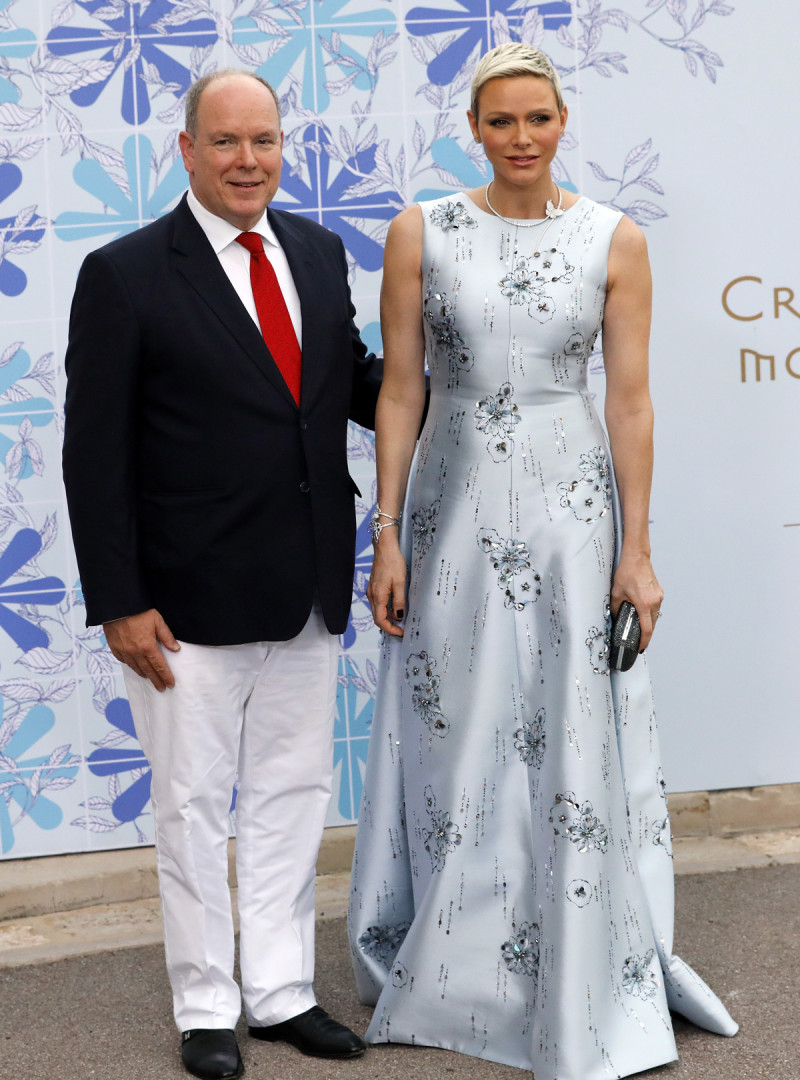 Charlène de Mónaco, con un vestido de Alta Costura de Prada.