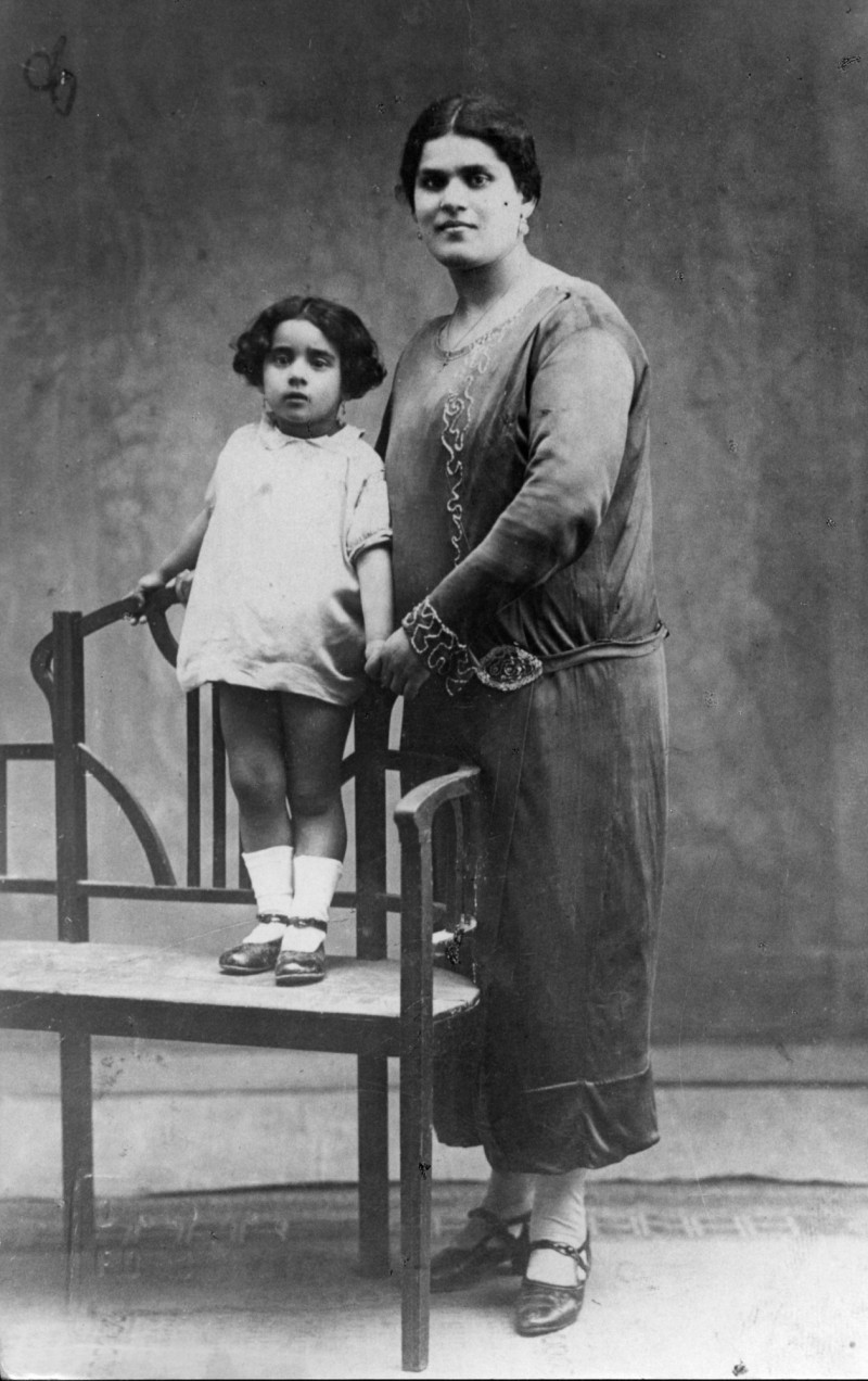 Lola Flores con su madre, Rosario.