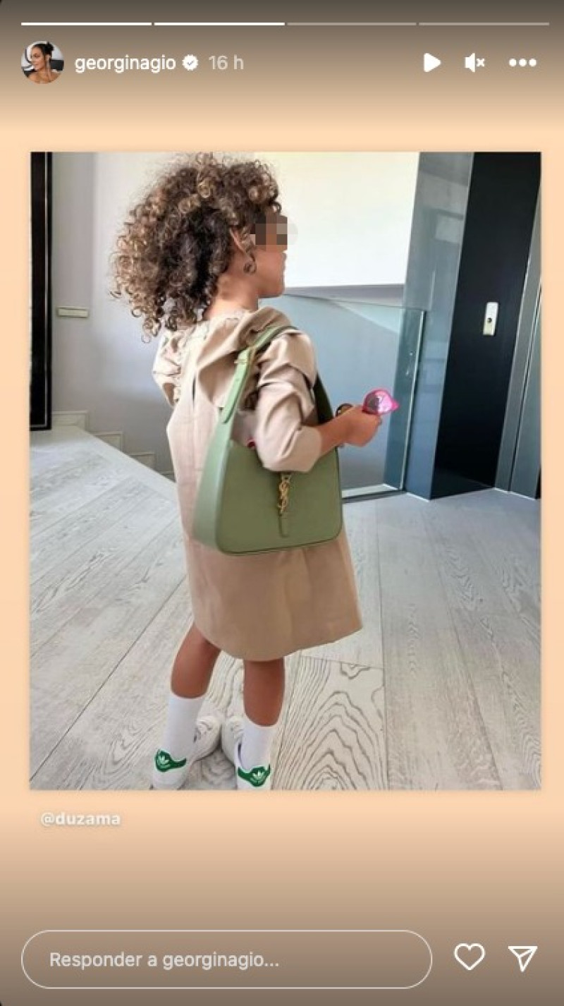 Georgina Rodríguez comparte una imagen de su hija Alana con un carísimo bolso
