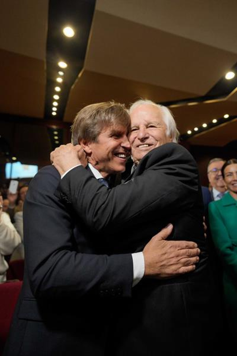 Manuel Benítez y Manuel Díaz, en su primer encuentro público.