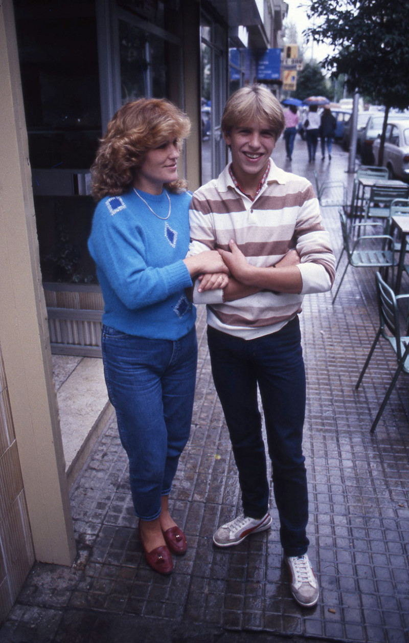 Manuel Díaz de joven con su madre.