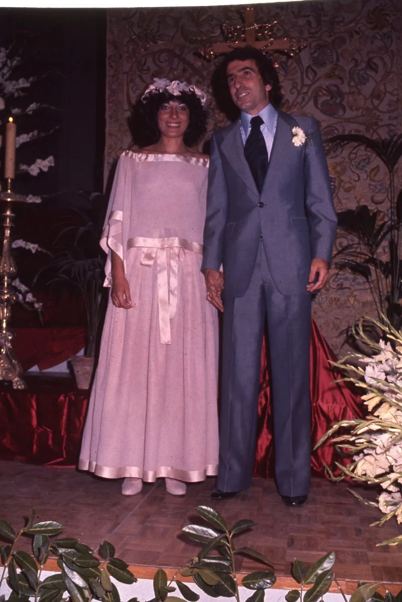 José Luis Perales y Manuela Vargas, el día de su boda.