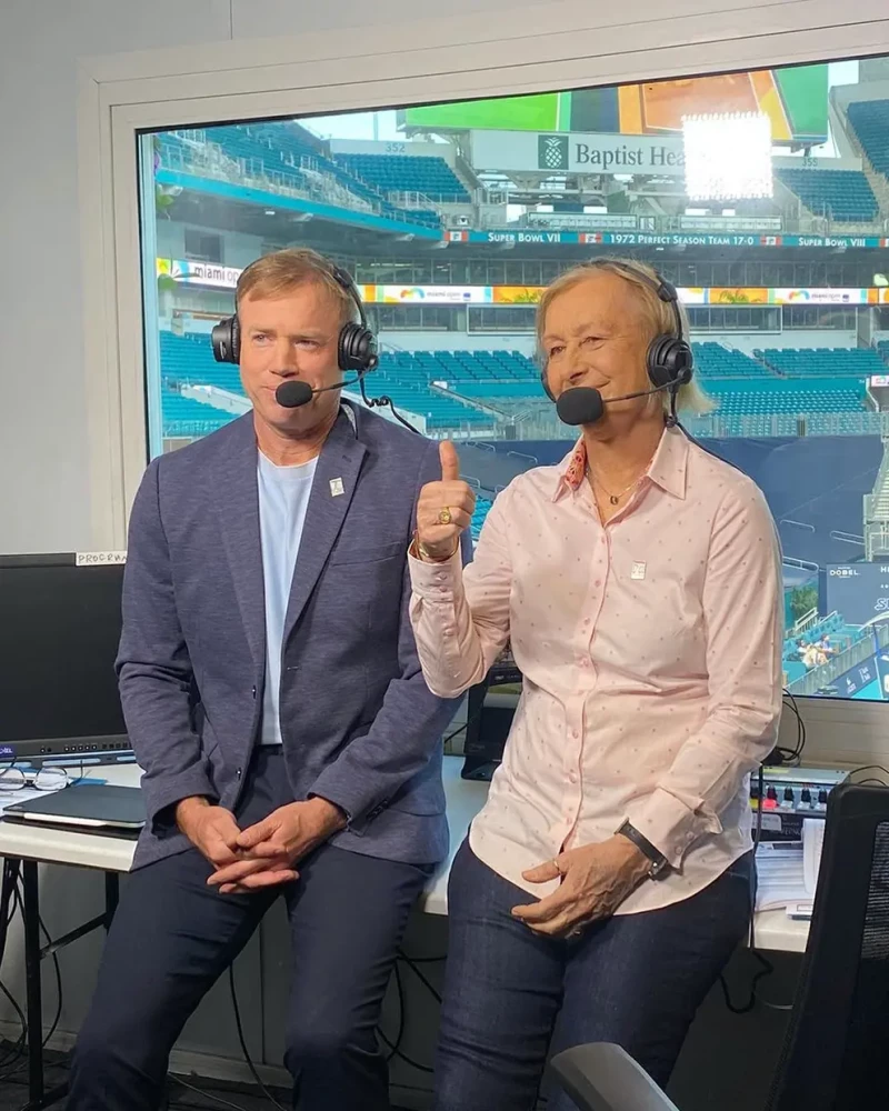 Martina Navratilova comentarista deportiva.