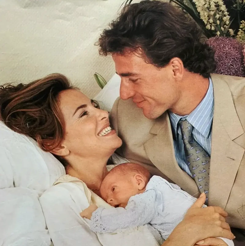 Ana Obregon Alessandro Lequio con su bebé Alex Lequio