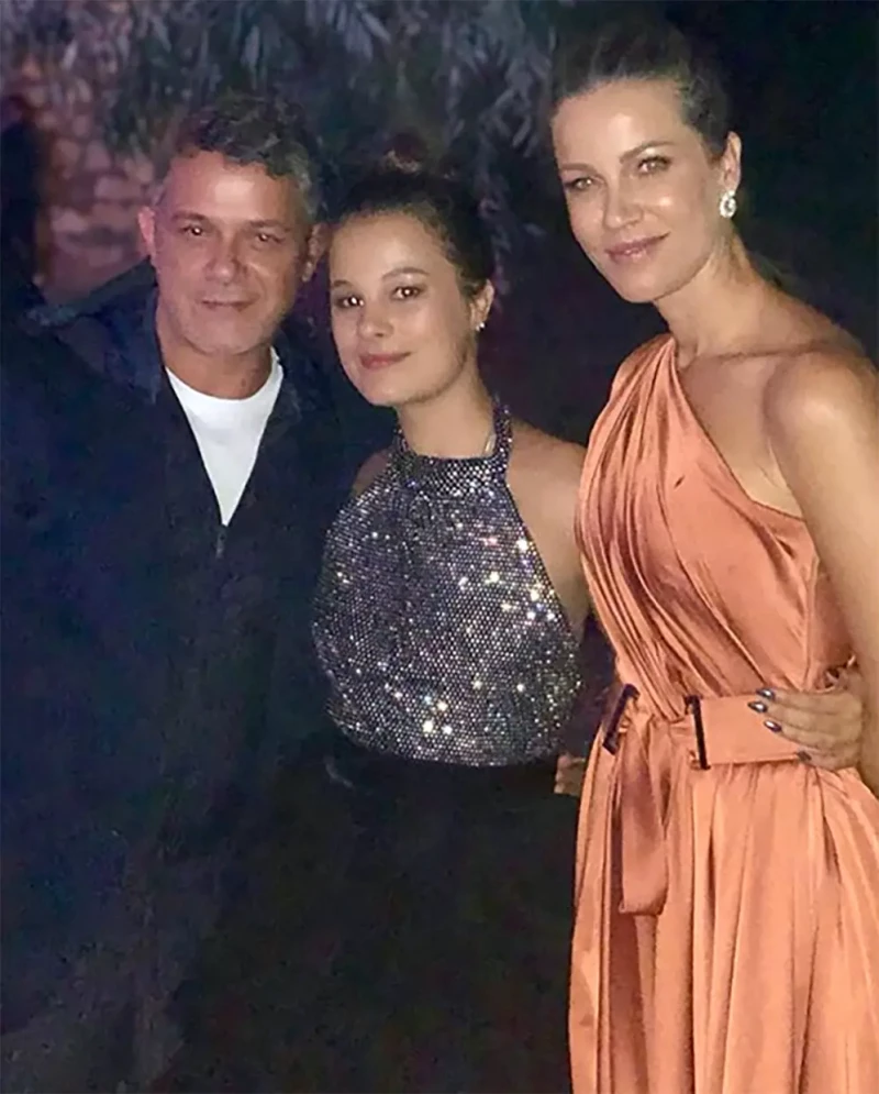 Alejandro Sanz y Jaydy Michel con su hija en común.