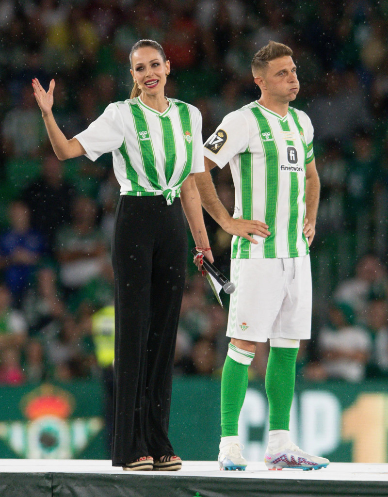 Eva González en el homenaje a Joaquín.