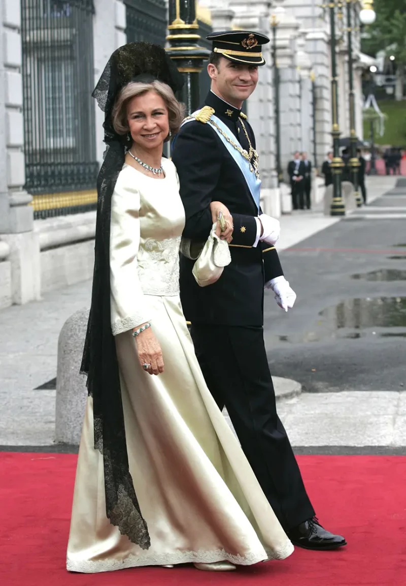 La reina Sofía con su hijo el Rey Felipe VI