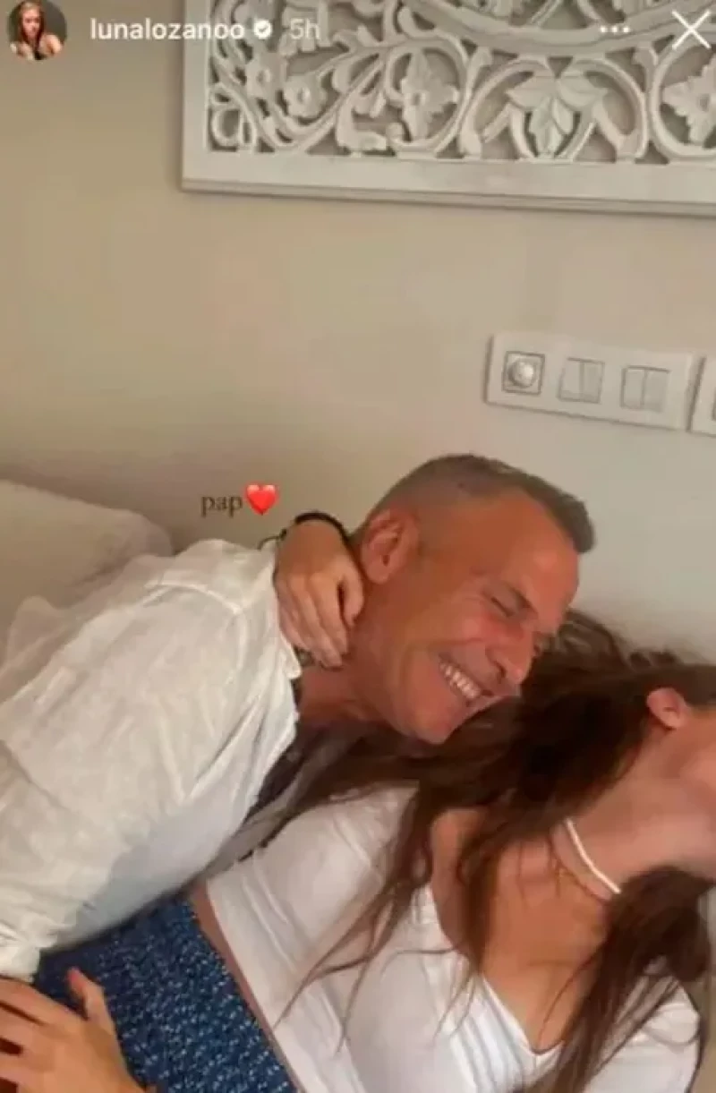 Luna Lozano ha compartido una foto junto a su padre (Instagram)