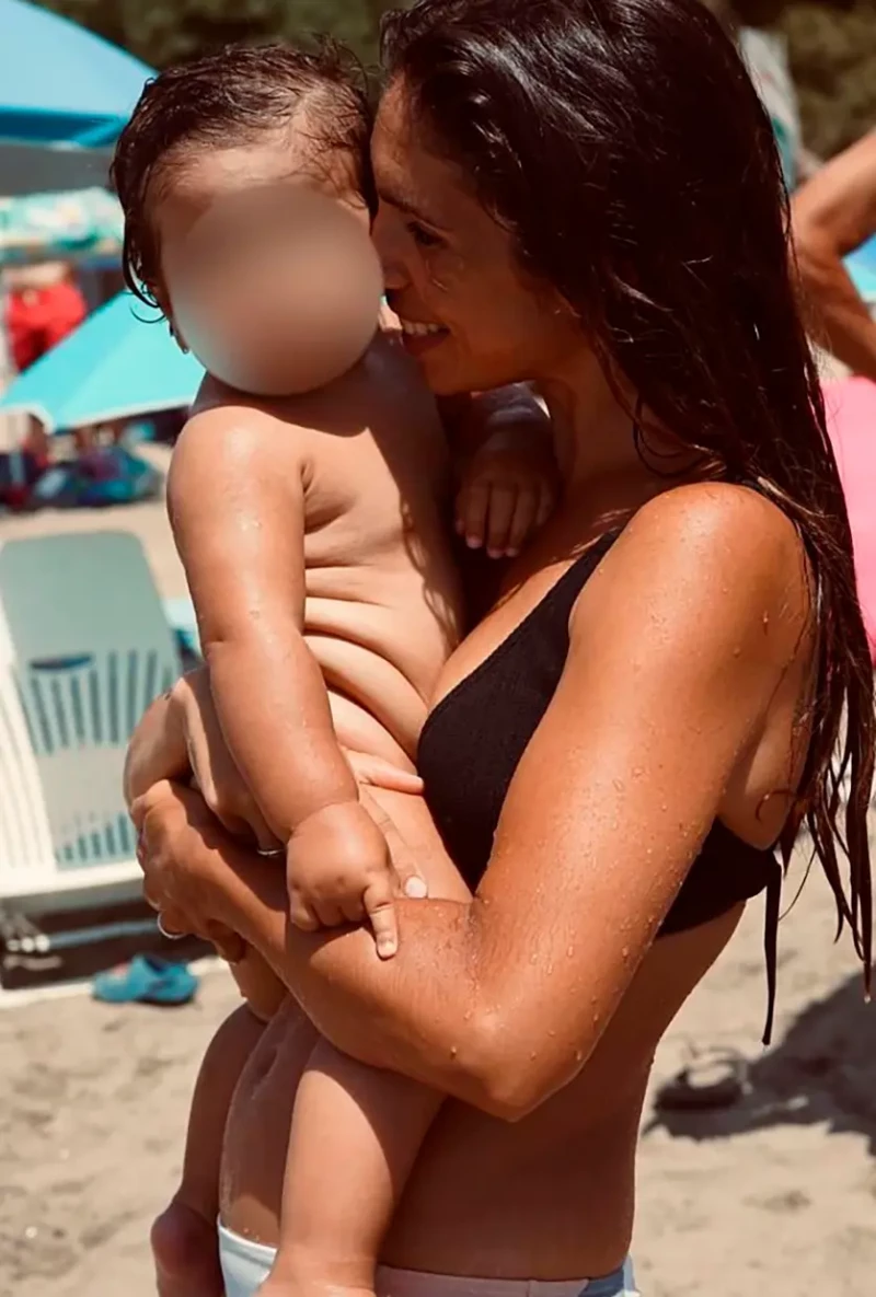 Elena Furiase con su hija