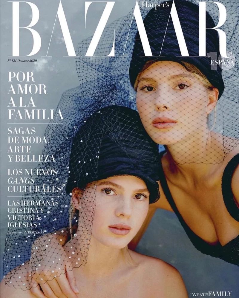 Las hijas de Julio Iglesias, en la portada de una revista.