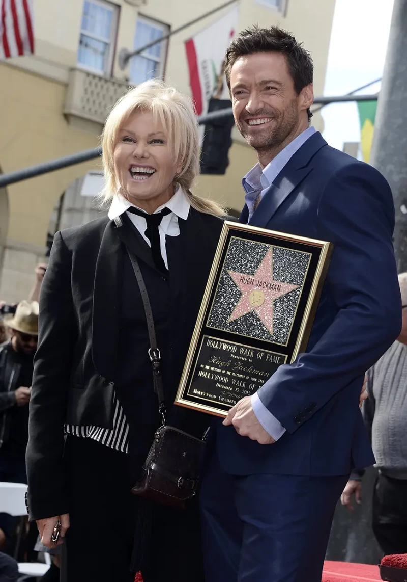 Jackman con su mujer y su estrella.