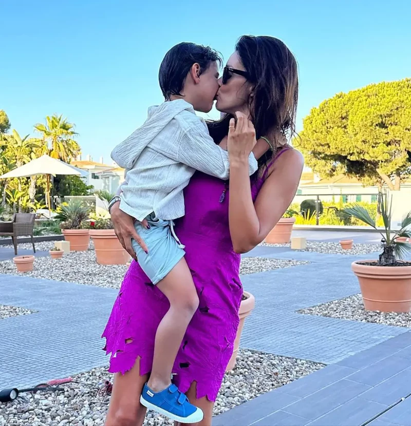 María con su hijo, fruto del romance de la presentadora con el empresario Miguel Cardoso, con el que rompió en el 2020.