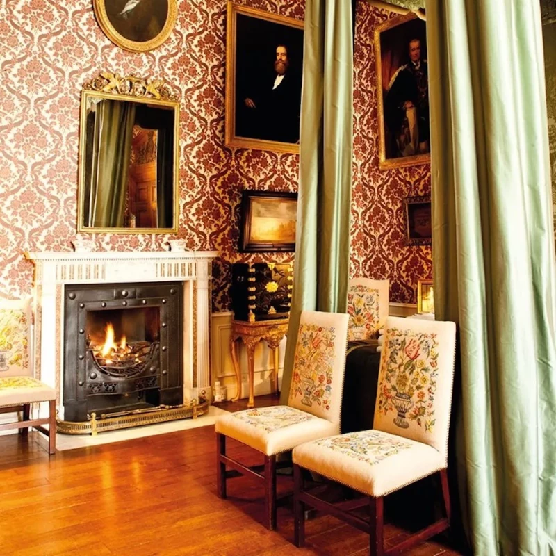 Salón de la casa de infancia de Lady Di.