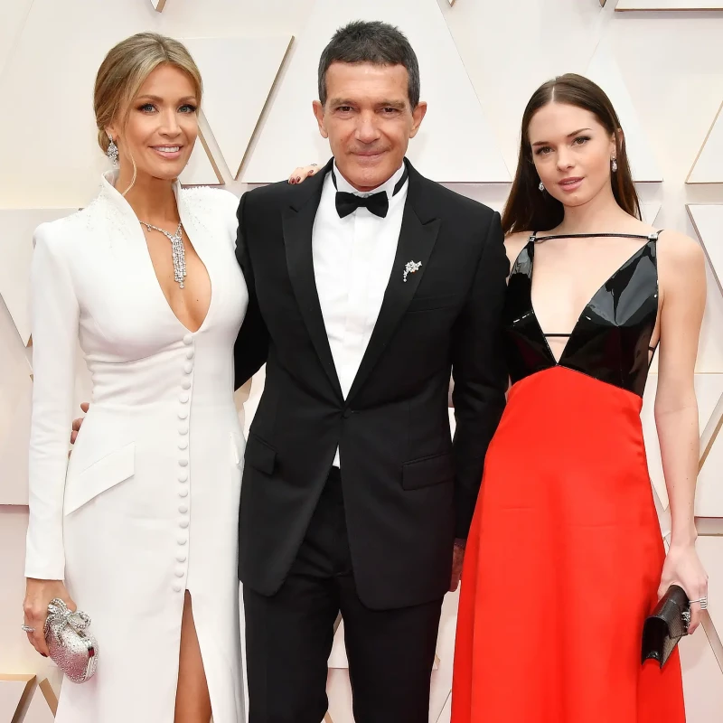 Stella del Carmen, junto a Antonio Banderas y Nicole Kimpel