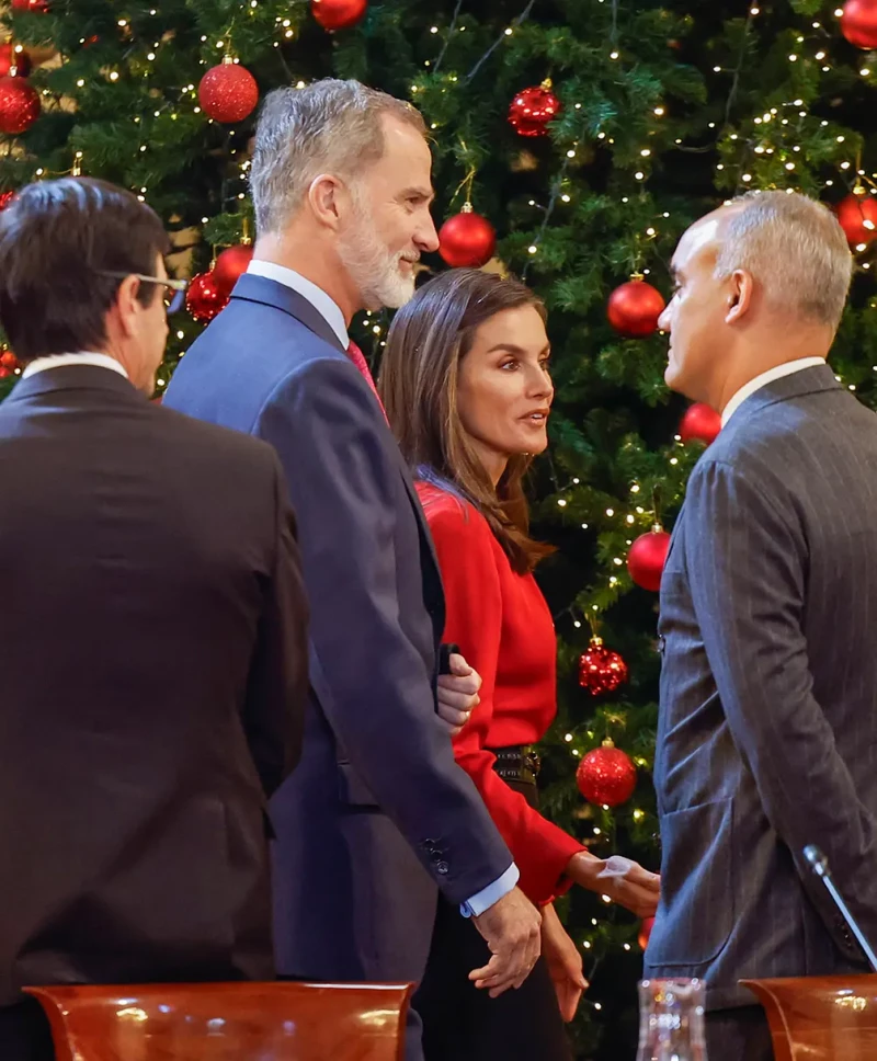 Felipe y Letizia ejercen de anfitriones en Nochebuena.