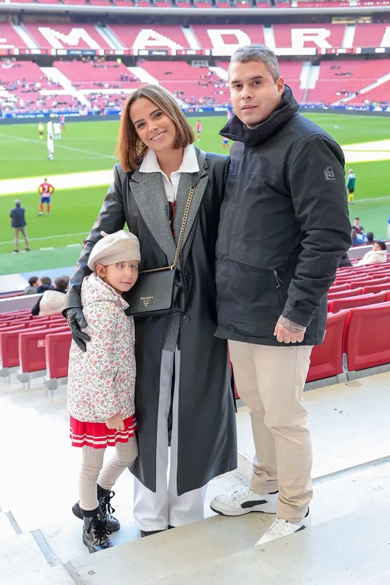 José Fernando con su hija Rocío y su hermana Gloria Camila.