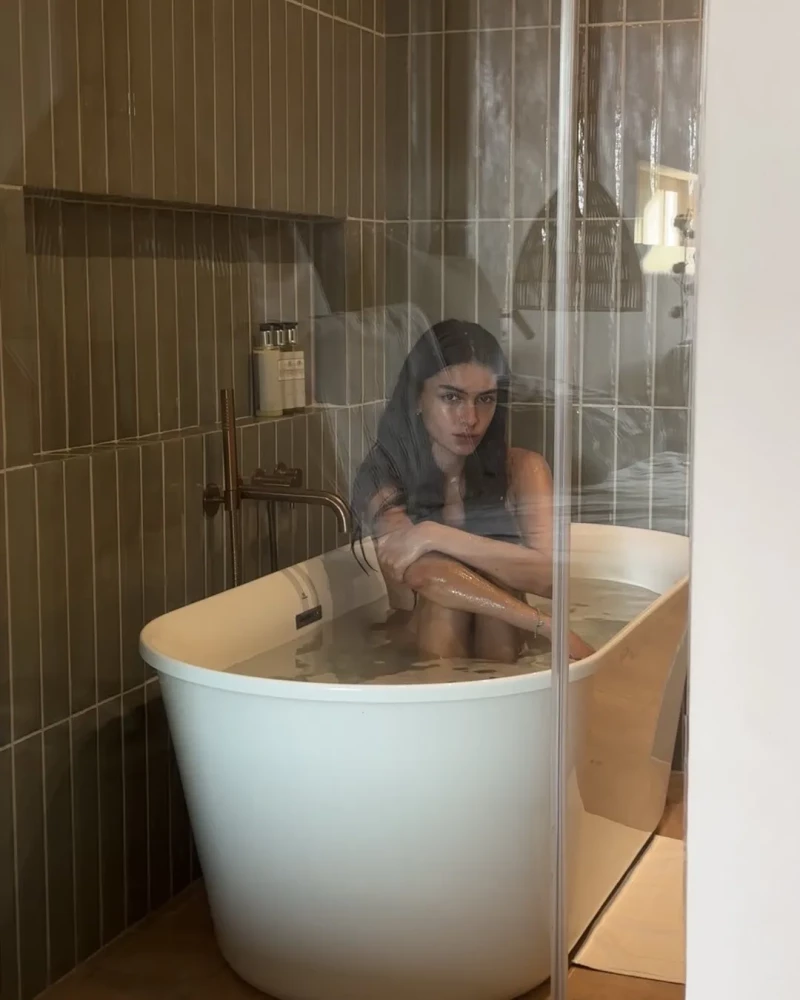 lucia rivera desnuda bañera