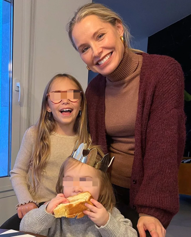 Soraya con sus hijas Manuela y Olivia.