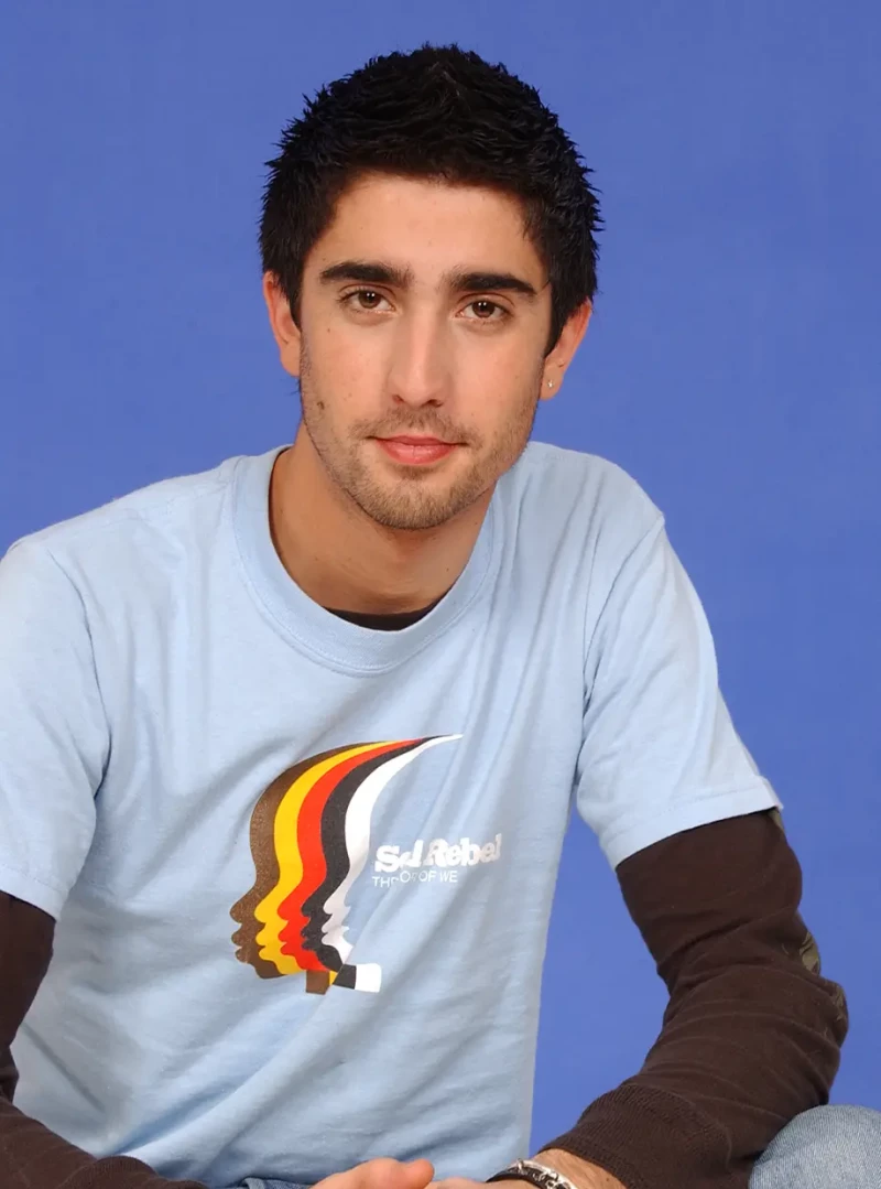 Álex Ubago joven.