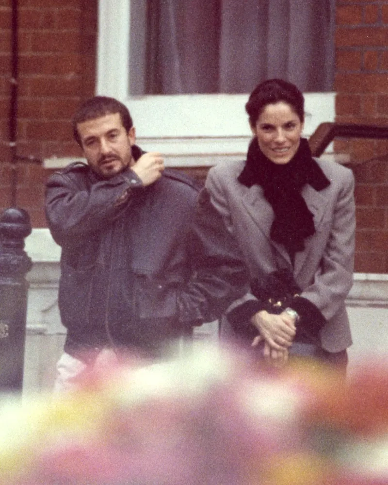José María Cano con la periodista y modelo Marta Gómez Visedo, con la que fue padre, en 1995, de un hijo, Daniel.