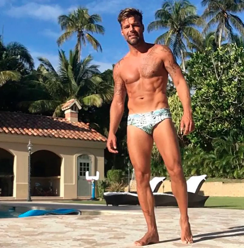 Ricky Martin en bañador.