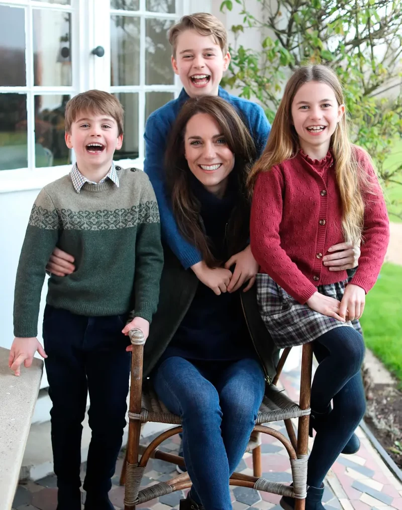 Foto de Kate Middleton con sus hijos.