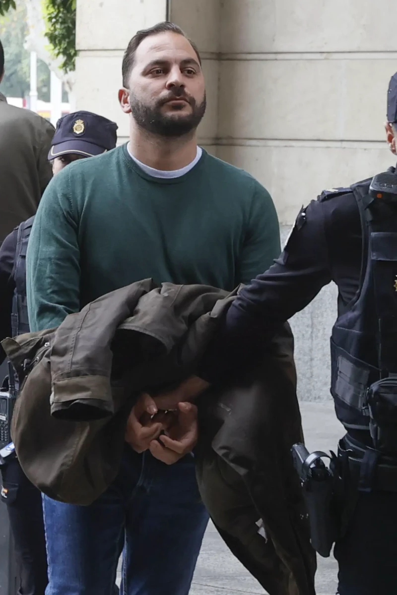 El sobrino de María del Monte, Antonio Tejado, en prisión preventiva por su presunta relación con el robo en la vivienda de la cantante