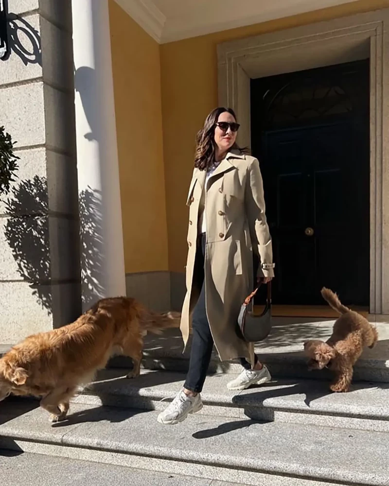 amara Falcó con su perros