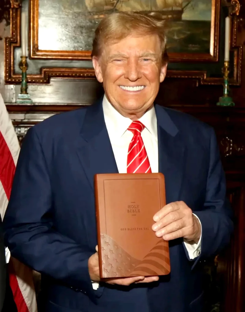 Donald Trump biblia