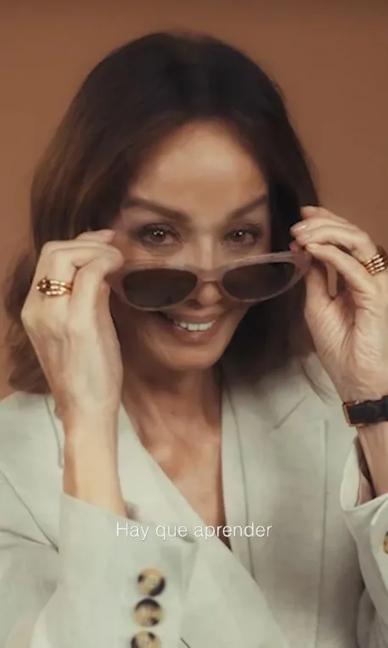 Isabel Preysler como modelo para Mo de Multiopticas.