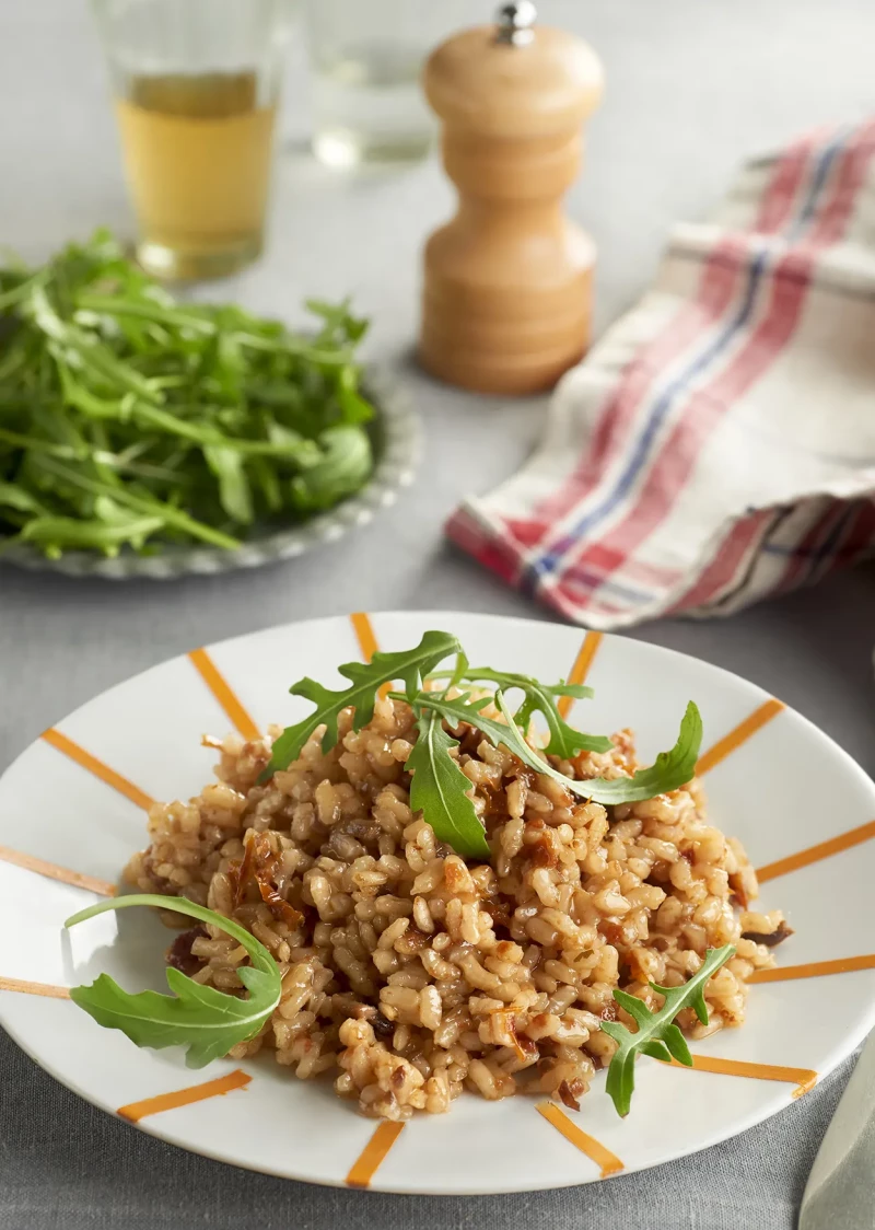 Risotto de anchoas y tomates secos