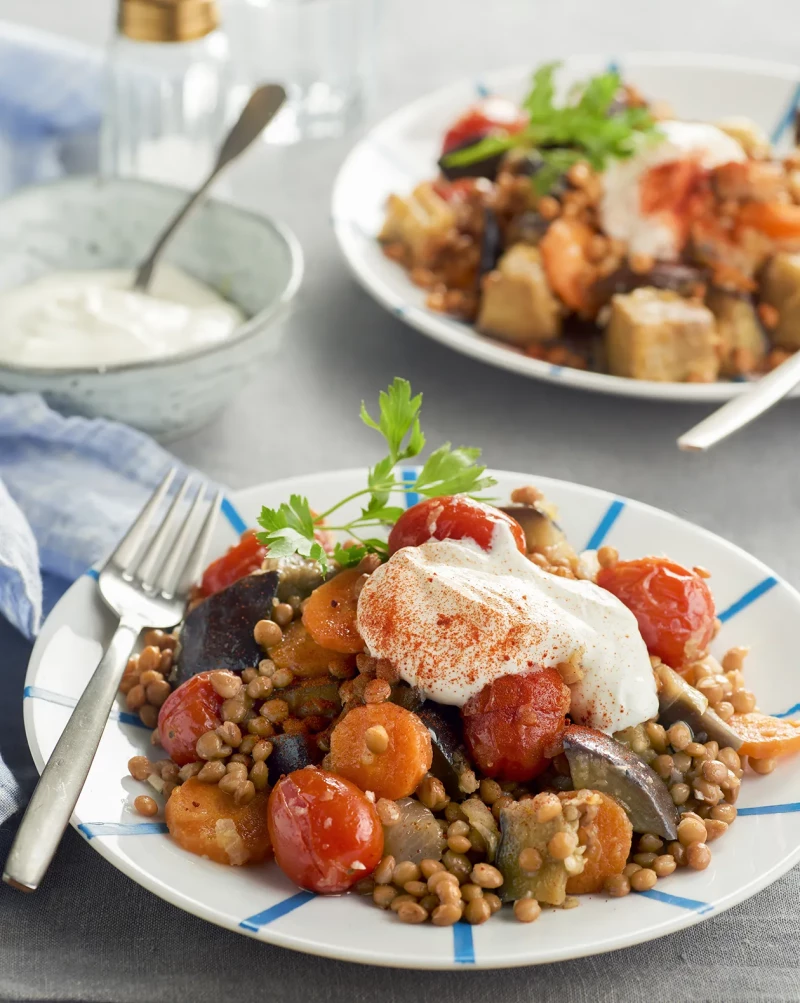 Lentejas con berenjenas y yogur