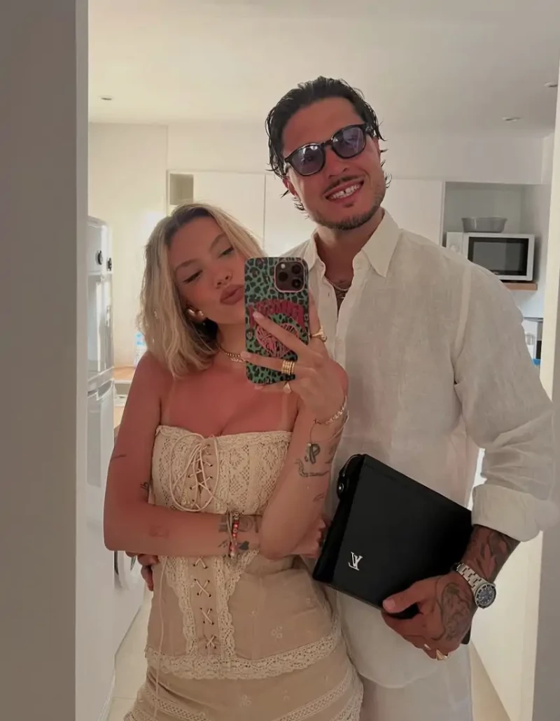 Las vacaciones en Ibiza de Alejandra Rubio y Carlo Costanzia.