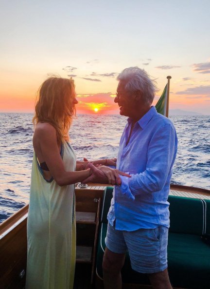 Richard Gere y Alejandra Silva llevan juntos siete años, casi cuatro, casados.