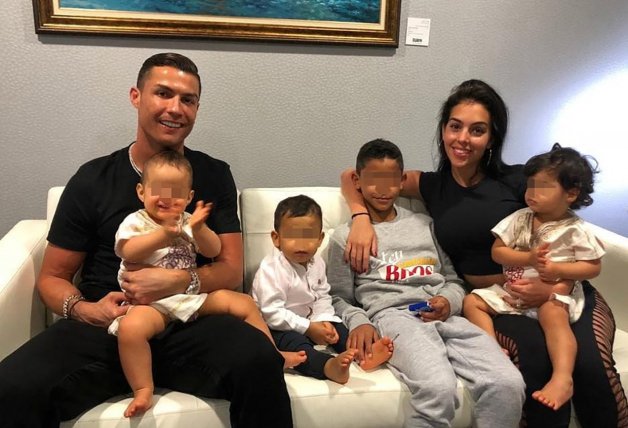 La familia de Ronaldo, hace unos años.