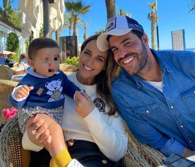 Paula Echevarría junto a Miguel Torres y su hijo, Miguel Jr (@pau_eche).