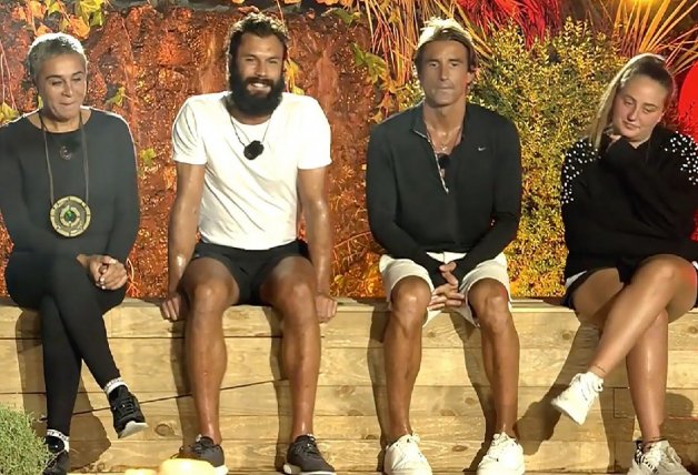 En la final de 'Supervivientes', de izq. a der.: Ana María Aldón (segunda finalista), Jorge Pérez (ganador), Hugo Sierra (expulsado a las puertas) y Rocío Flores (tercera finalista).