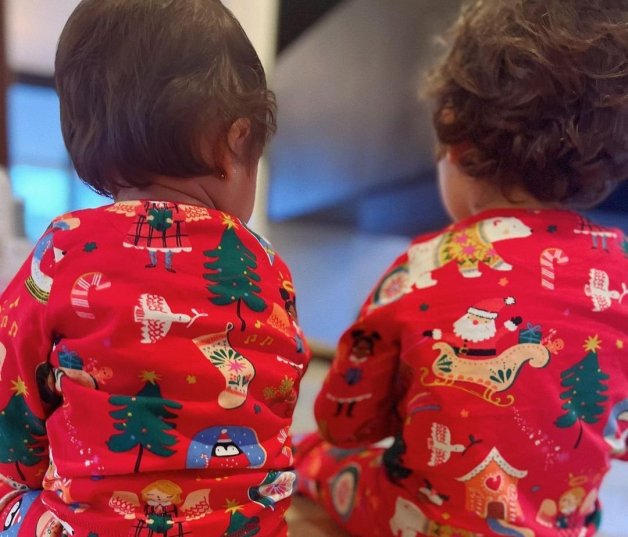 Matteo y Bianca han llevado unos pijamas a conjunto (@rosannazanetti).