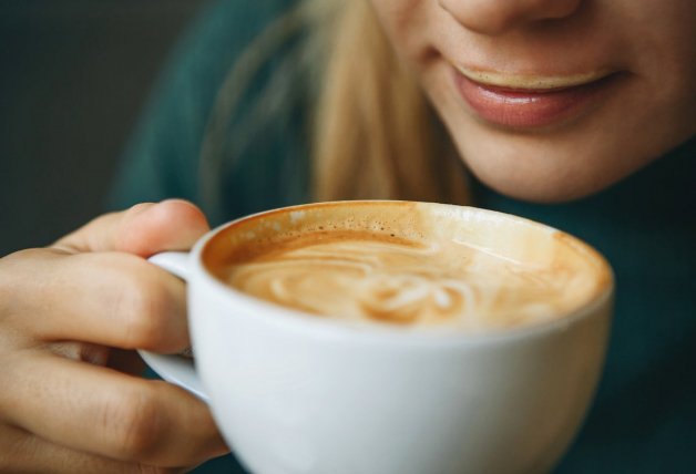 Los beneficios del café son muchos, pero se desaconseja beberlo en algunos casos. 