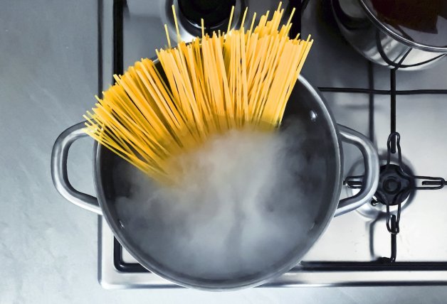 Asegúrate de que la cantidad de agua es suficiente para la pasta que vas a cocinar