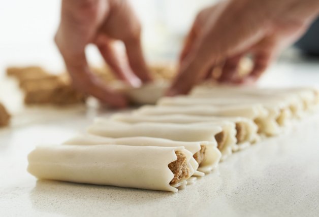 ¡Evita que se partan tus canelones al emplatarlos con este truco!