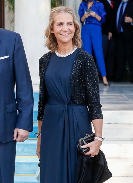 La infanta Elena lucía un collar de rubíes y diamantes que le regalaron el día de su boda, en 1995, con Jaime de Marichalar.