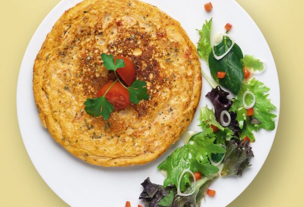 Tortilla de atún y tomate