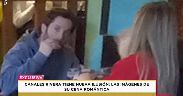 Canales Rivera ha aparecido en actitud cariñosa con una misteriosa rubia.