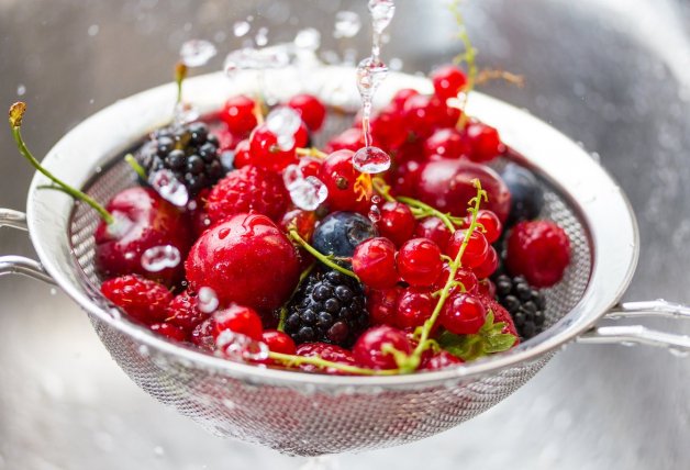 Los frutos rojos se lavarán justo antes de ser consumidos